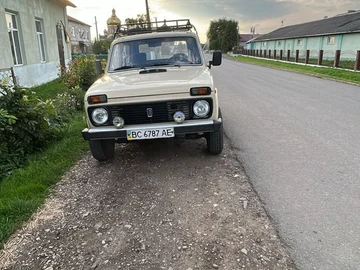 Авто ВАЗ 2121 1985 № 8117821