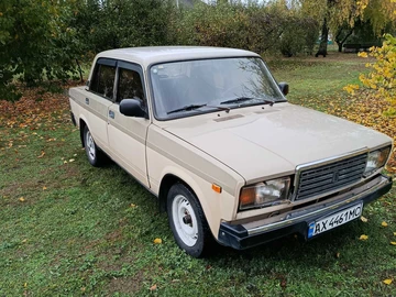 Авто ВАЗ 2107 1986 № 8117929