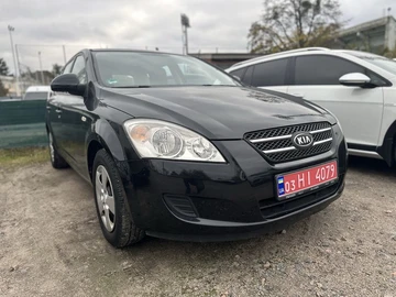 Авто KIA Cee X27 D 2008 № 8117954
