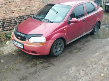 Авто Chevrolet Aveo 2005 № 8117958