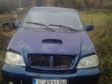 Авто KIA Carnival 2004 № 8117993