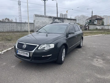 Авто Volkswagen Passat Hatchback 2006 № 8118143