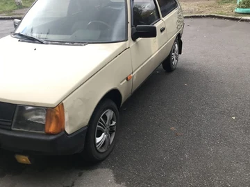 Авто ЗАЗ 1102 1993 № 8118153