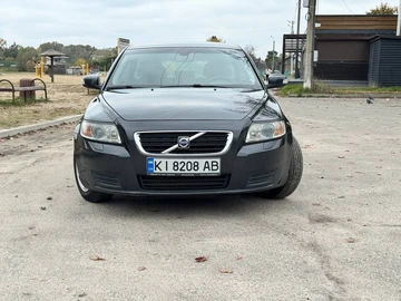 Авто Volvo V50 2009 № 8118162