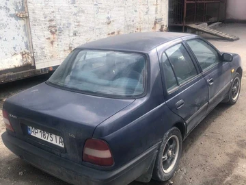 Авто Nissan Sunny 1993 № 8118330