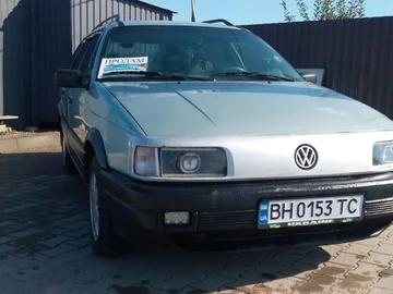 Авто Volkswagen Passat Variant 1991 № 8118340