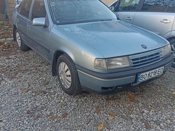Авто Opel Vectra 1989 № 8118346