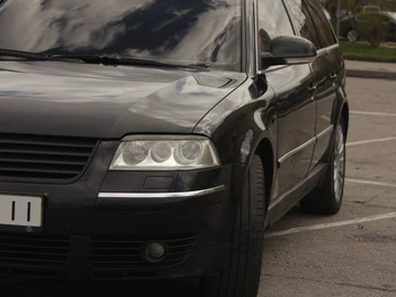 Авто Volkswagen Passat Variant 2004 № 8118501