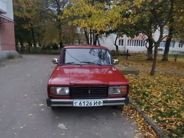 Авто ВАЗ 2107 1987 № 8118817