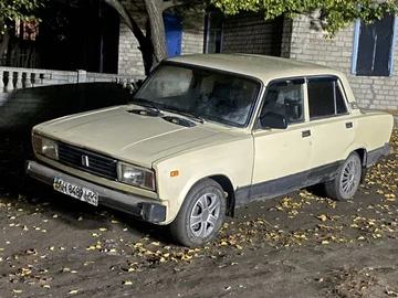 Авто ВАЗ 2105 1981 № 8118841
