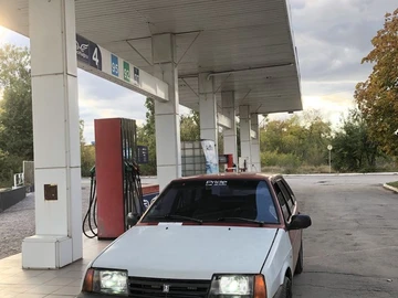 Авто ВАЗ 2109 1993 № 8119153
