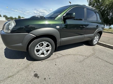 Авто Hyundai Tucson 2008 № 8119233