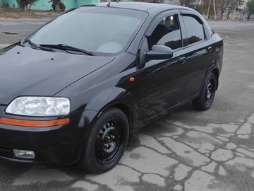 Авто Chevrolet Aveo 2005 № 8119255