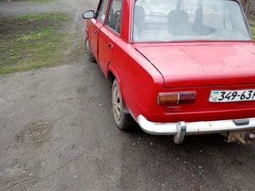 Авто ВАЗ 2101 1983 № 8119260