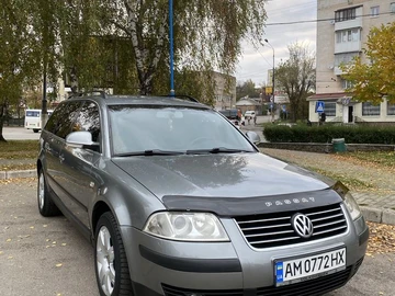 Авто Volkswagen Passat Variant 2002 № 8119423