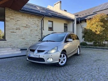 Авто Mitsubishi Grandis 2008 № 8119541