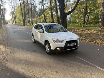 Авто Mitsubishi Asx 2012 № 8119766