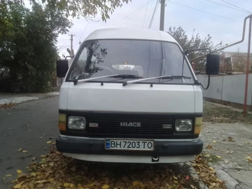 Авто Toyota Hiace 1990 № 8120017
