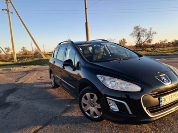 Авто Peugeot 308 2012 № 8120031