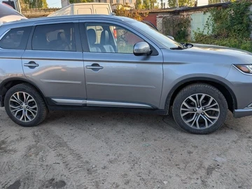 Авто Mitsubishi Outlander 2016 № 8120035