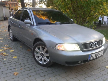Авто Audi A4 1996 № 8120041