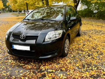 Авто Toyota Auris 2008 № 8120062
