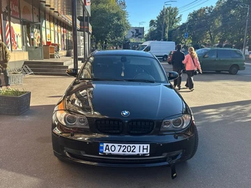 Авто BMW 1 Серия 2007 № 8120212