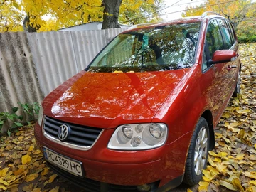 Авто Volkswagen Touran 2004 № 8120238