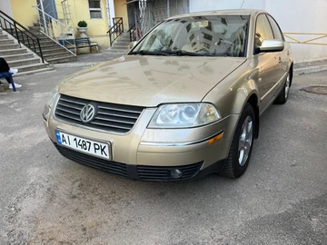 Авто Volkswagen Passat Sedan 2002 № 8120345