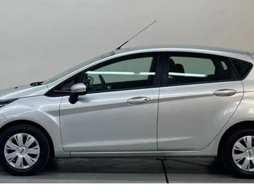 Авто Ford Fiesta 2013 № 8120392