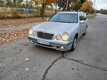 Авто Mercedes E Серия 2002 № 8120425