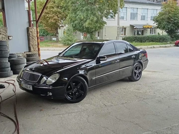 Авто Mercedes E Серия 2002 № 8120482