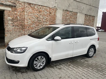 Авто Volkswagen Sharan 2011 № 8120506