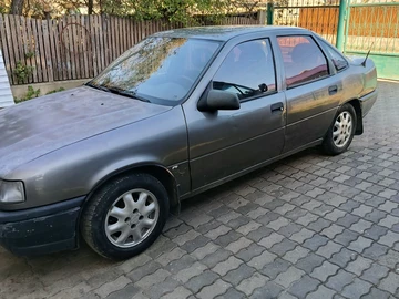 Авто Opel Vectra 1991 № 8120538