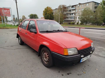Авто Opel Kadett 1986 № 8120587