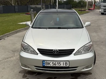 Авто Toyota Camry 2002 № 8120592