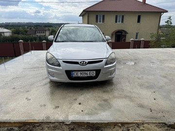 Авто Hyundai I30 2010 № 8120606