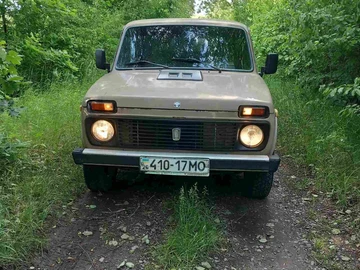 Авто ВАЗ 2121 1987 № 8120747