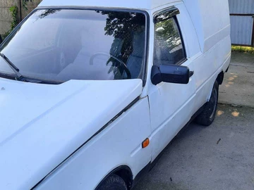 Авто ЗАЗ Таврия 2003 № 8120976