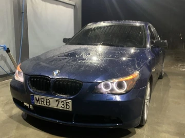 Авто BMW 5 Серия 2003 № 8121040