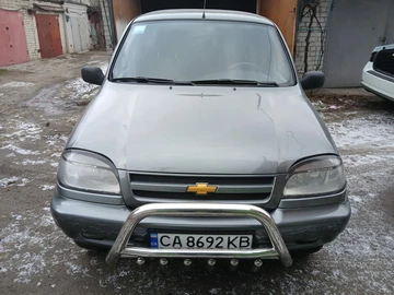 Авто Chevrolet Niva 2004 № 8121109