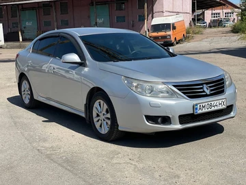Авто Renault Latitude 2010 № 8121143