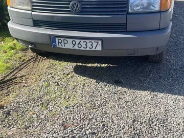 Авто Volkswagen Transporter 1991 № 8121312