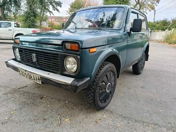 Авто ВАЗ 2121 1988 № 8121384