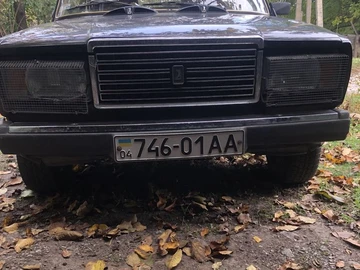 Авто ВАЗ 2107 1991 № 8121417