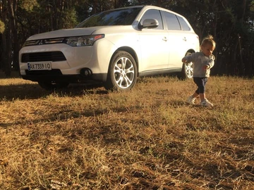Авто Mitsubishi Outlander 2014 № 8121744