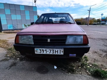 Авто ВАЗ 2109 1989 № 8121761