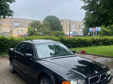 Авто BMW 7 Серия 2001 № 8121916