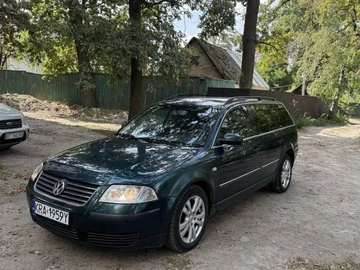 Авто Volkswagen Passat Variant 2002 № 8121940