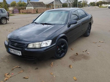Авто Toyota Camry 1999 № 8121986